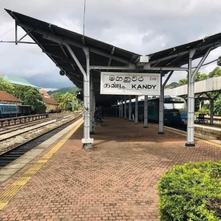 Ella Way Resort Peradeniya Esterno foto